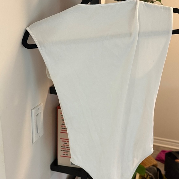 Zara White Twist Front Sleeveless bodysuit - Picture 3 of 3